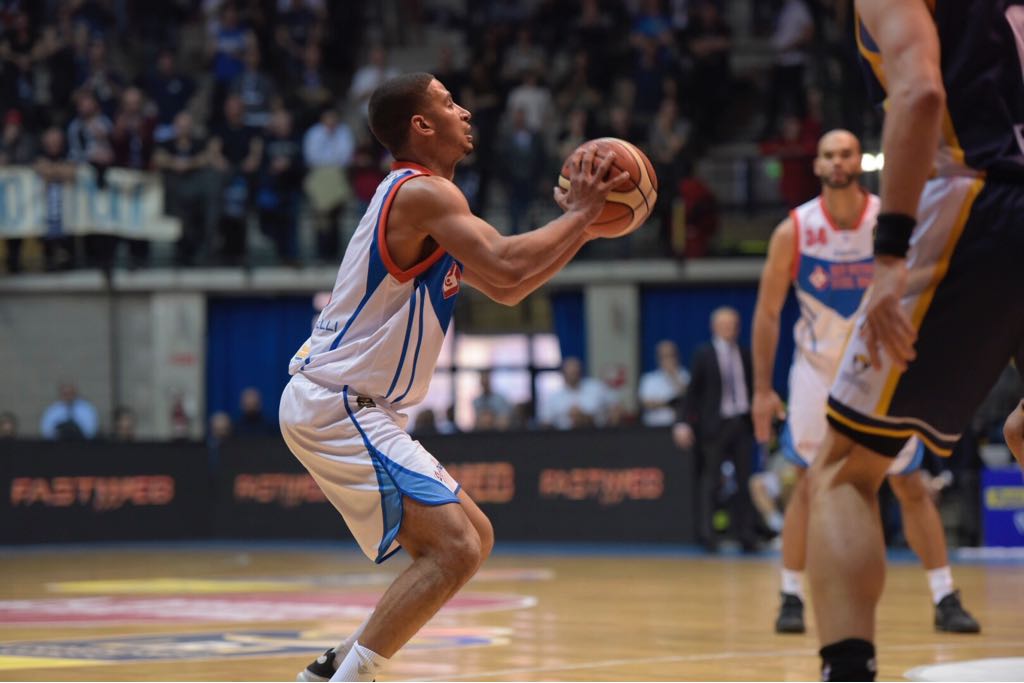 basket cantù torino 3