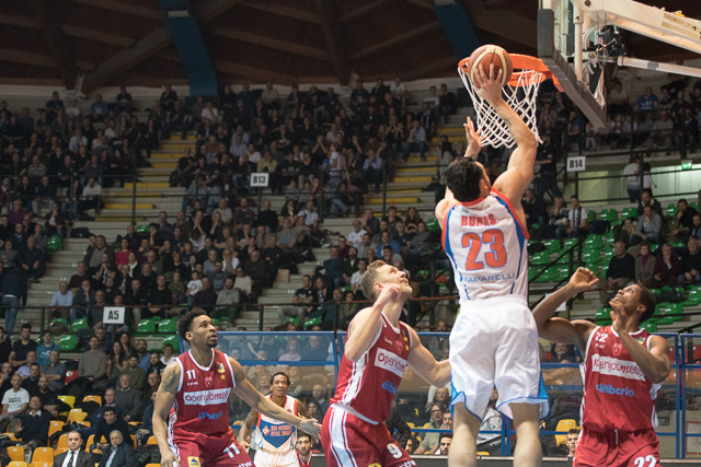 basket cantù-varese (5) burns