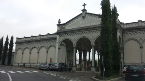 Il cimitero canturino