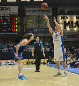 Basket Cantù Khimki Azione 04