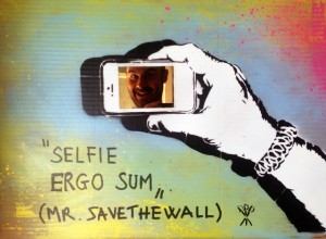 selfie ergo sum