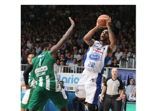 HOLLIS D