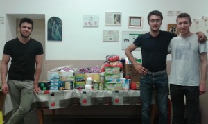 sant'elia dona cibo