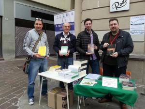 libri in strada.jpg2