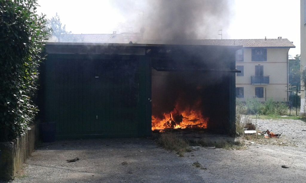incendio via toscanini vighizzolo