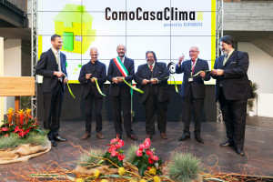 ComoCasaClima taglio del nastro