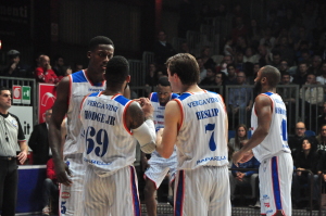 Basket Cantù Abass Hodge Heslip 
