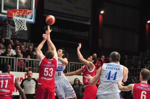 Basket Cantù Pistoia Lorbek 1