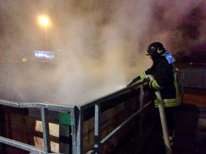 incendio discarica albiolo 1