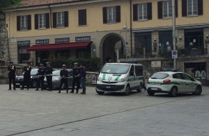 Carabinieri Polizia FN 16-4-16