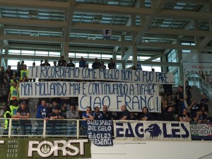 Striscione Eagles ricordo Morabito