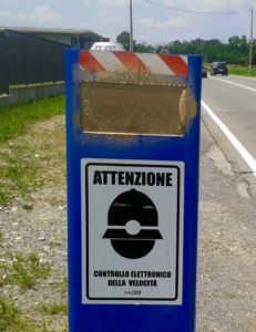 Autovelox via Mentana
