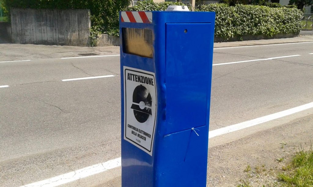 Autovelox via Mentana