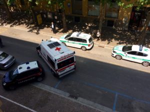 Carabinieri Locale Ambulanza Aggressione via Andina