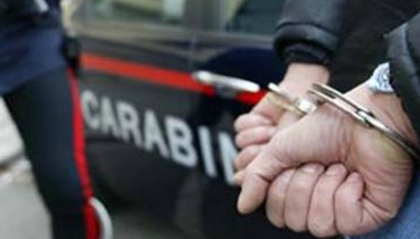 CRONACA – Sei fermi per furto. I carabinieri aumentano i controlli