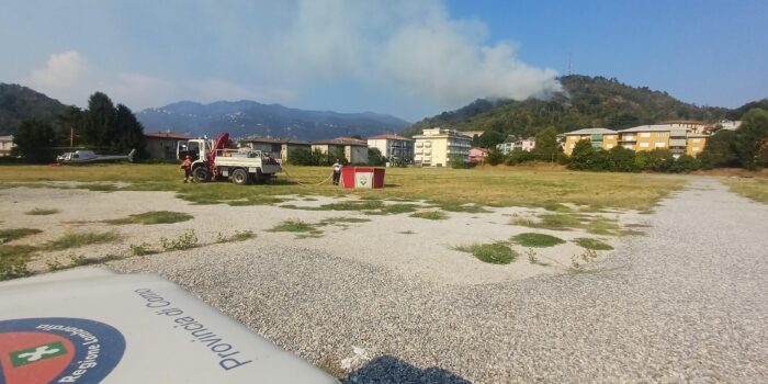 COMO – Incendio sul Monte Goi, in campo i Vigili del Fuoco