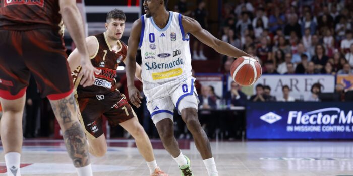 BASKET – Cantù perde a Mestre con la Reyer 85-73. Vitucci: “Serva da lezione”