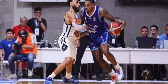 BASKET – Cantù beffata al supplementare: Udine vince 85-84